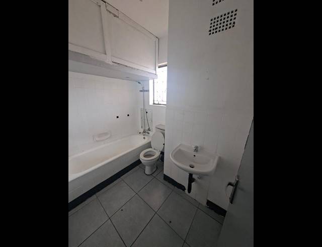 2 BEDROOM PROPERTY TO RENT IN ROSETTENVILLE